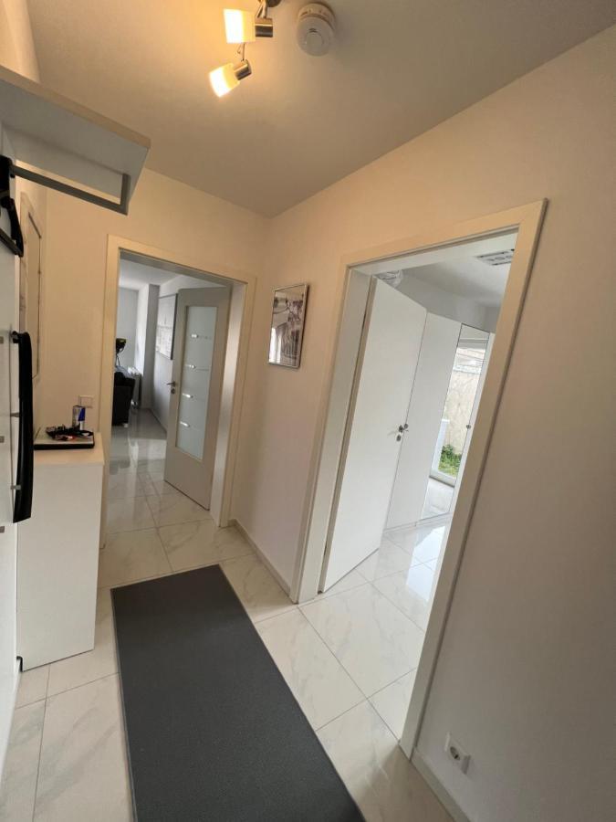 Wunderschoene Unterkunft Mit Terrasse - 24H7T Checkin Karlsruhe Dış mekan fotoğraf