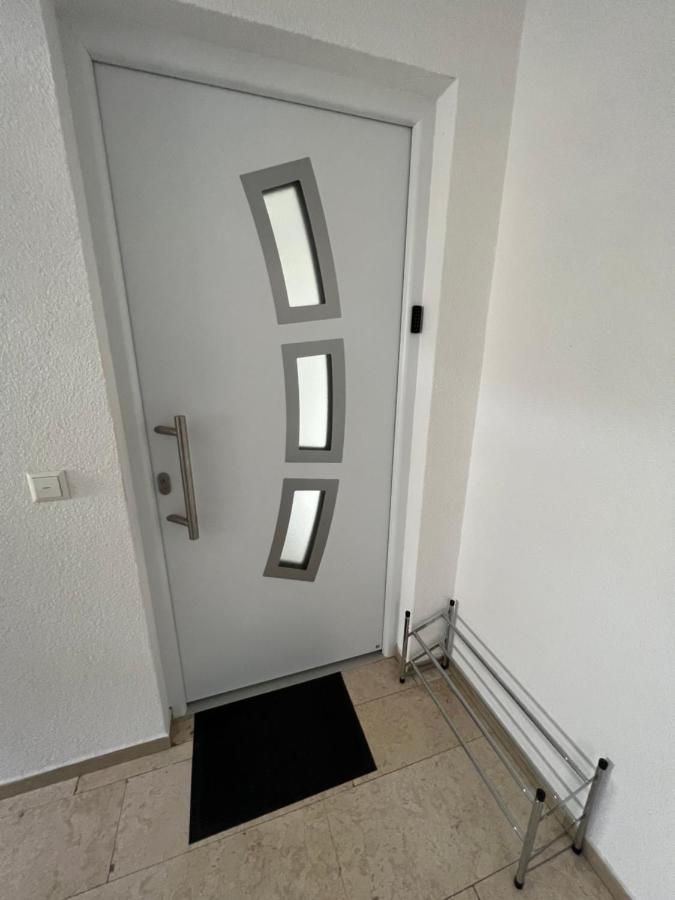 Wunderschoene Unterkunft Mit Terrasse - 24H7T Checkin Karlsruhe Dış mekan fotoğraf
